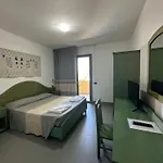 Hotel Cala Dei Pini Hotel 3*
