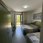 Hotel Cala Dei Pini 3* Porto Pino