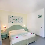 Hotel Cala Dei Pini Porto Pino