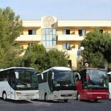 Cala Dei Pini Hotel 3*