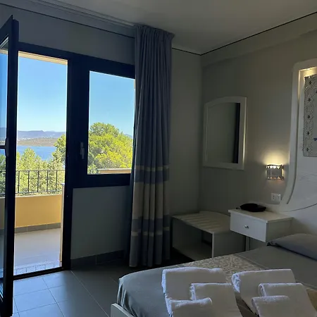 Cala Dei Pini