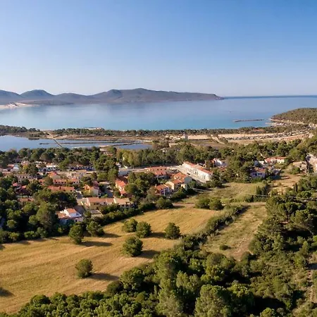 Cala Dei Pini Hotel 3*