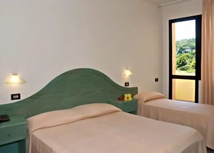 Cala Dei Pini Hotel Porto Pino